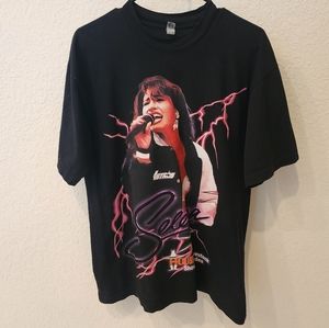 Heavyweight Vintage Selena Tshirt